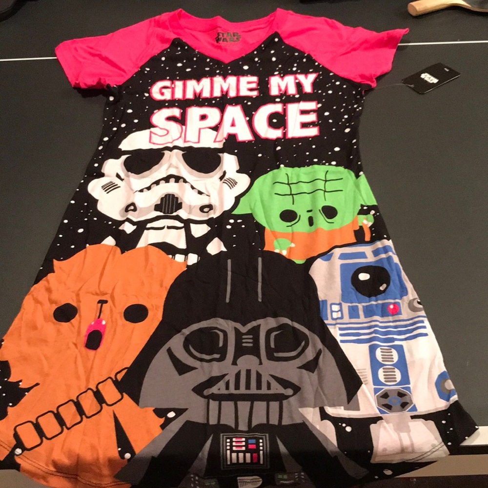 Star Wars nightgown